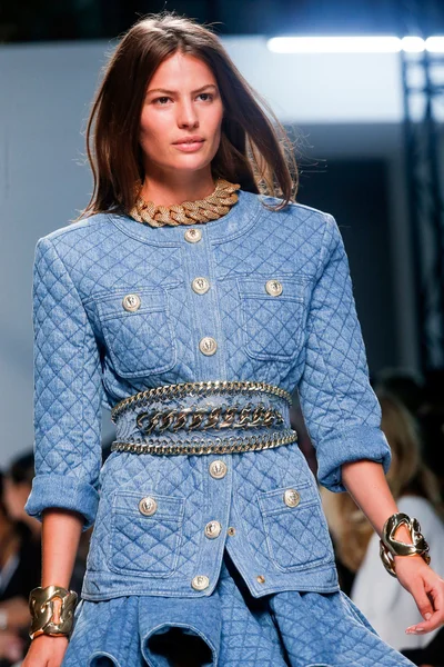 Look 28